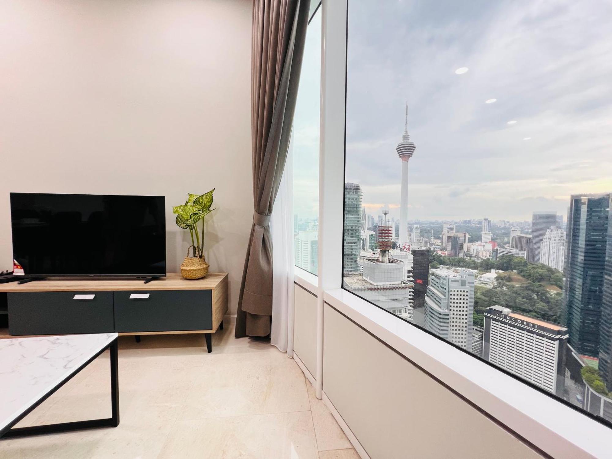 Sky Suites At Klcc By Mitstay Куала-Лумпур Экстерьер фото